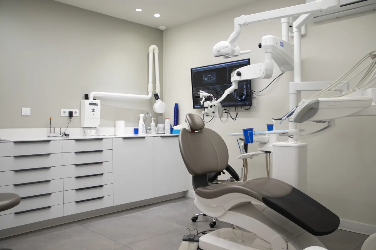 Clínica Abella_Ribas - La Clínica